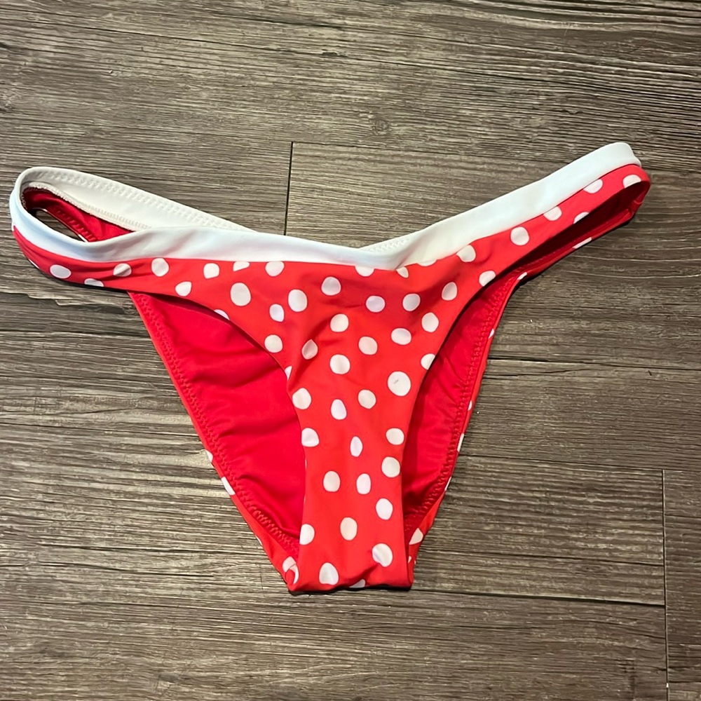 BIKINI BOTTOMS ❤️ 🤍